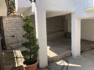 CASA EN RENTA  EN LOMAS DE VALLE DORADO, VIGILANCIA.