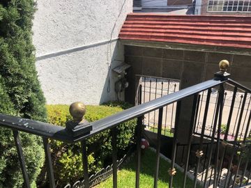 CASA EN RENTA  EN LOMAS DE VALLE DORADO, VIGILANCIA.