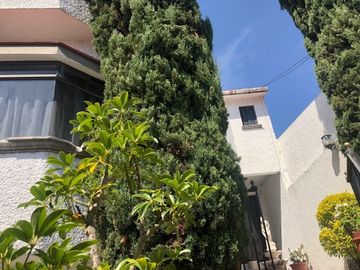 CASA EN RENTA  EN LOMAS DE VALLE DORADO, VIGILANCIA.