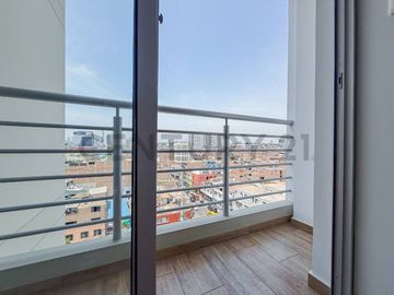 VENTA DUPLEX DE ESTRENO - SURQUILLO (VISTA EXTERNA)