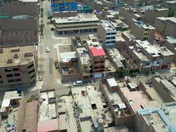 ¡TU NUEVO HOGAR TE ESPERA! VENTA DE AMPLIA CASA EN URB. LUCYANA, CARABAYLLO