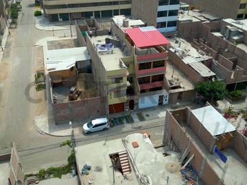 ¡TU NUEVO HOGAR TE ESPERA! VENTA DE AMPLIA CASA EN URB. LUCYANA, CARABAYLLO
