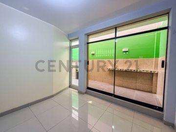 ¡TU NUEVO HOGAR TE ESPERA! VENTA DE AMPLIA CASA EN URB. LUCYANA, CARABAYLLO