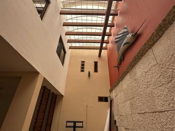 CASA EN JARDINES DEL BOSQUE
