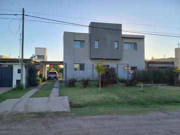 Moderna propiedad Barrio Funes City