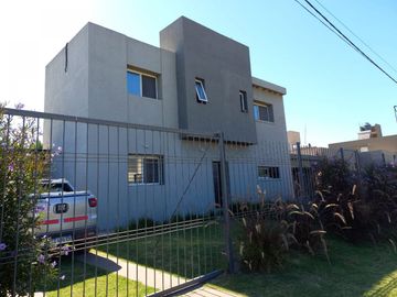 Moderna propiedad Barrio Funes City