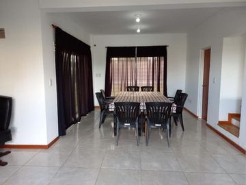 Moderna propiedad Barrio Funes City