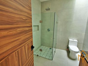 CASA EN VENTA PUNTO SUR ESTE NUEVA