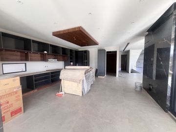 Hermosa y Moderna Residencia en Rancho San Juan