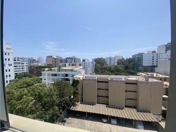 Bello Dpto 4 Dormitorios, Frente a parque Dammert