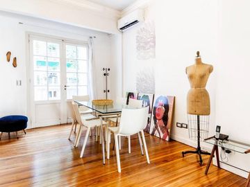 Venta Palermo Chico PH en edificio Historico 3er piso por escalera GRAN TERRAZA comun
