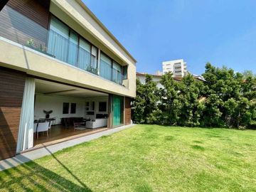 Casa Amueblada en Renta con Vista al Campo de Golf. Bosque Real