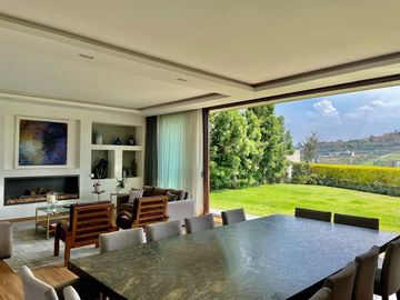 Casa Amueblada en Renta con Vista al Campo de Golf. Bosque Real