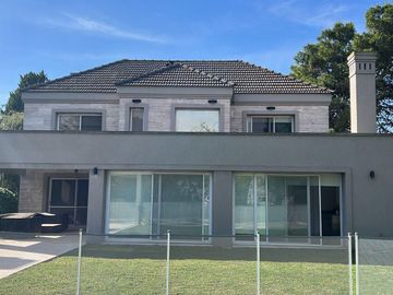 Venta - Casa en Saint Thomas Sur