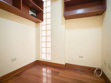 DUPLEX EN SAN BORJA