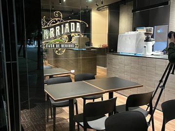 Fondo de Comercio en  VENTA en Barrio San Vicente - Bar 