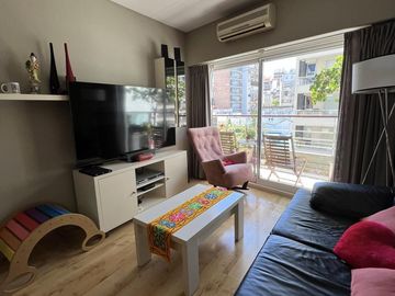 Venta Departamento 2 dormitorios con balcón, Recoleta