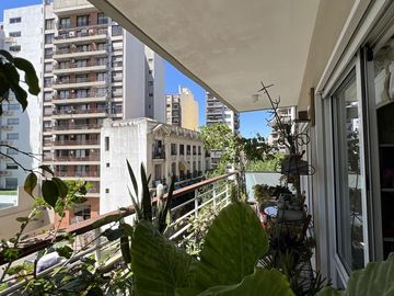 Venta Departamento 2 dormitorios con balcón, Recoleta