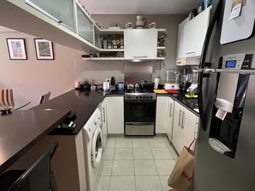 Venta Departamento 2 dormitorios con balcón, Recoleta