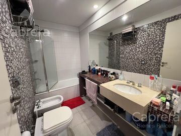 Venta Departamento 2 dormitorios con balcón, Recoleta