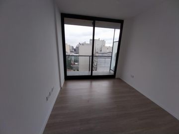Departamento 2 amb con cochera fija cubierta