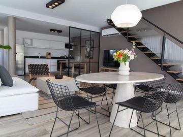 Dúplex en venta - 2 Dormitorios 2 Baños - 130Mts2 - Recoleta