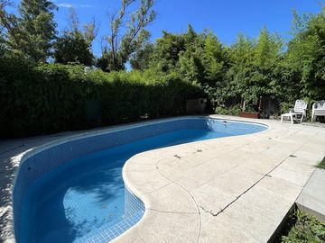 Casa en Venta dentro del Barrio Cerrado Altos del Barranco.