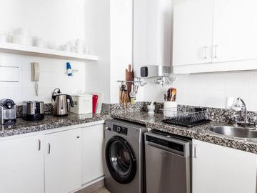 Venta SUPER terraza Edificio Historico 3er piso escalera  -PH en Palermo Chico estilo Paris