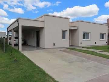 Casa en Venta en Santa Isabel 2 con terminaciones de calidad