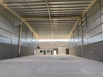 ALQUILER - Nave Industrial de  2300m2 en Espacio Nova, Canning (Ezeiza)