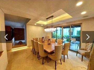 CASA EN VENTA EN LOMAS HIPODROMO