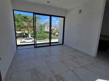 CASA EN VENTA EN PRIVADA CONKAL, MERIDA