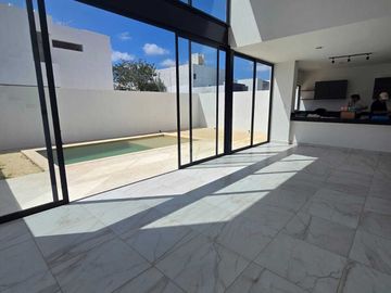 CASA EN VENTA EN PRIVADA CONKAL, MERIDA
