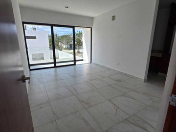 CASA EN VENTA EN PRIVADA CONKAL, MERIDA