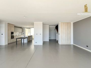 Concon Venta Casa A Estrenar 3D 4B Con Vista en Condominio