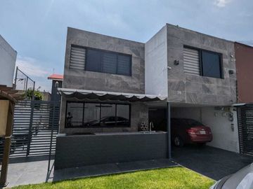 CASA EN RENTA EN GUSTAVO BAZ