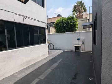 CASA EN RENTA EN GUSTAVO BAZ