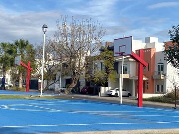 HERMOSA RESIDENCIA EN VENTA - RESIDENCIAL 