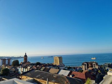 Valparaíso. Cerro Baron. Vende Dpto Estilo Loft. Inversion