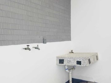 VENTA DE CASA EN FRACC. BELLAVISTA SATÉLITE, TLALNEPANTLA (NO NEGOCIABLE)