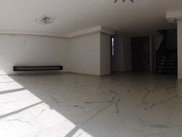 VENTA DE CASA EN FRACC. BELLAVISTA SATÉLITE, TLALNEPANTLA (NO NEGOCIABLE)