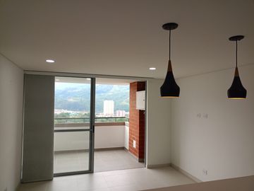 Estrene Este Hermoso Apartamento En Unidad Completa Super Ubicacion