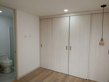 Estrene Este Hermoso Apartamento En Unidad Completa Super Ubicacion