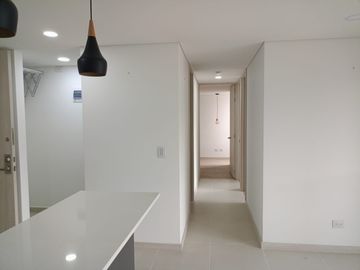 Estrene Este Hermoso Apartamento En Unidad Completa Super Ubicacion