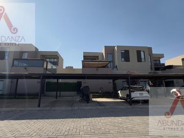 CASA DUPLEX  VENTA JACARANDAS METEPC