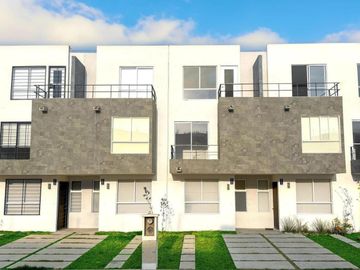 Casa en  venta a 5 min de FINSA 3 recamaras y  amenidades Puebla.