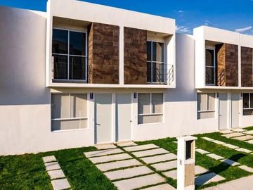 Casa en  venta de 2 recamaras a 5 minutos de FINSA fraccionamiento con amenidades