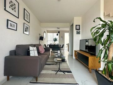 Casa en  venta de 2 recamaras a 5 minutos de FINSA fraccionamiento con amenidades