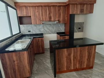 Casa en venta con tres habitaciones, jardín y terraza en Tlaxcala
