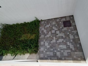 Casa en venta con tres habitaciones, jardín y terraza en Tlaxcala